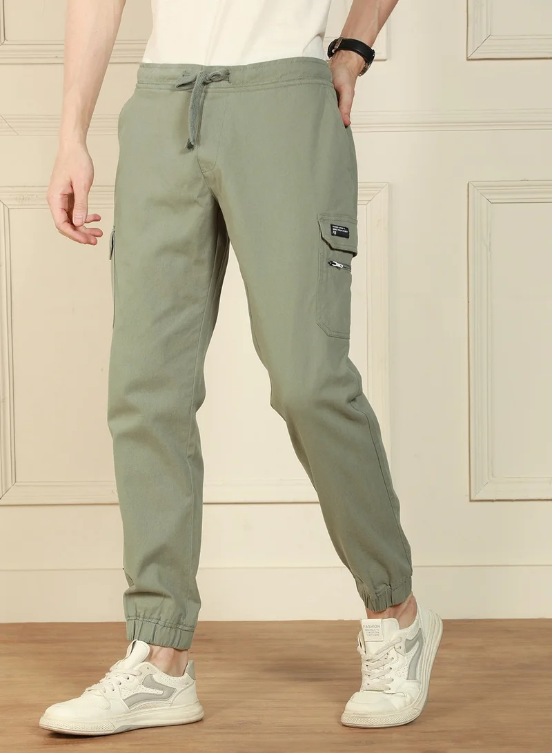 Dennis Lingo Relaxed Fit Sage Green Men's Cotton Lycra Solid Cargo Trouser, Mid Rise, Full Length, Casual