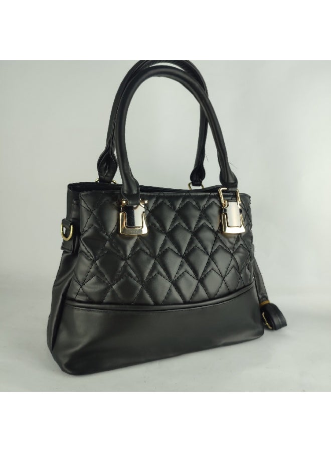 شنطة حريمى جلد اسود اللون - Image 1