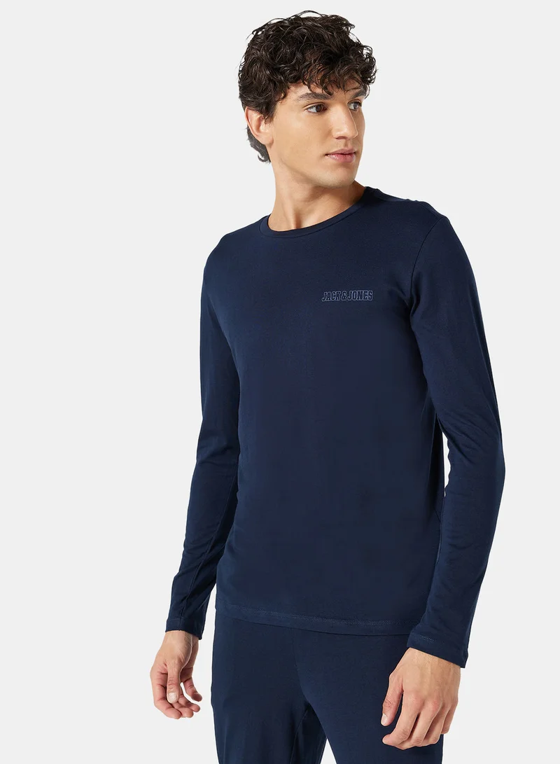 جاك اند جونز Basic T-Shirt and Pants Loungewear Set
