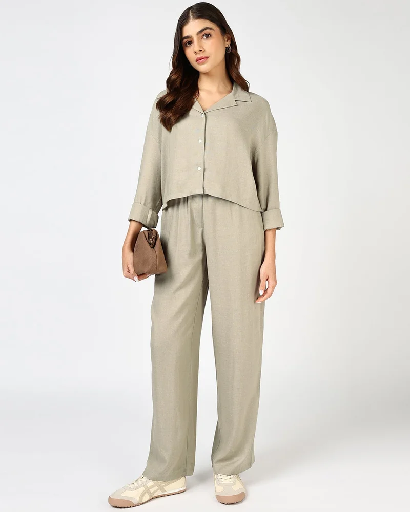 بيواكوف Women's Sage Green Crop Shirt
