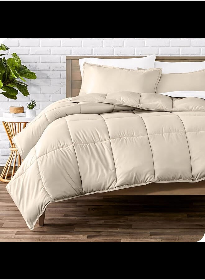 Home of linens Cotton - Plain - 3 Pieces Heavy Comforter Set - 4Kgs - Down Alternative Filling - (For Matress 180cm/200cm) - Size  (250cm x 240cm) + 2 Pillow Case Covers (50cm x 70cm) - Pastel  - Image 1