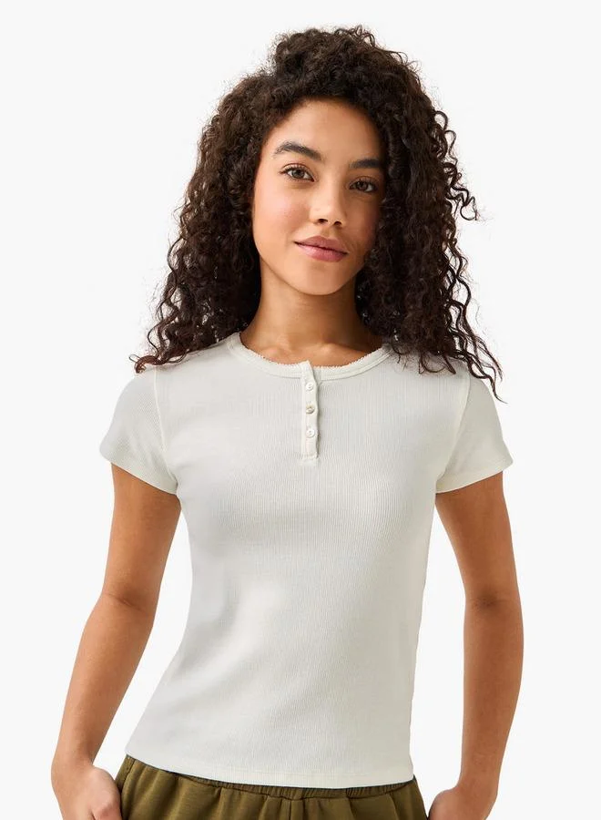 سبلاش فيڤ T-shirt with Ribbed Texture