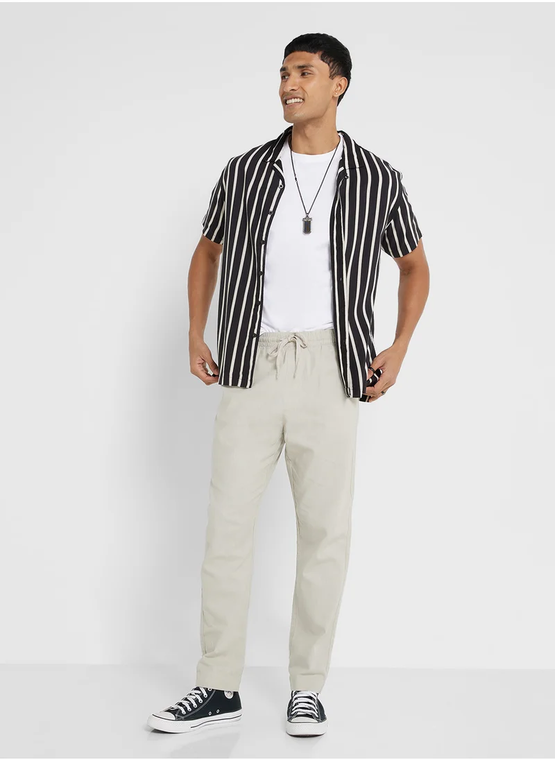 BRAVE SOUL Reverse Collar Short Sleeve Shirt