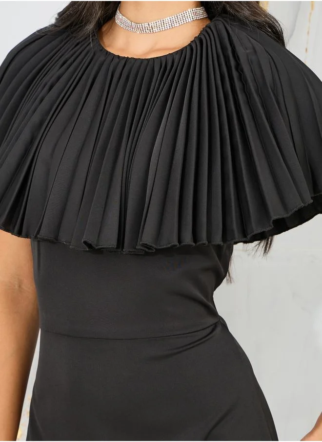ستايلي Pleated Cape Sleeves Bodycon Midi Dress