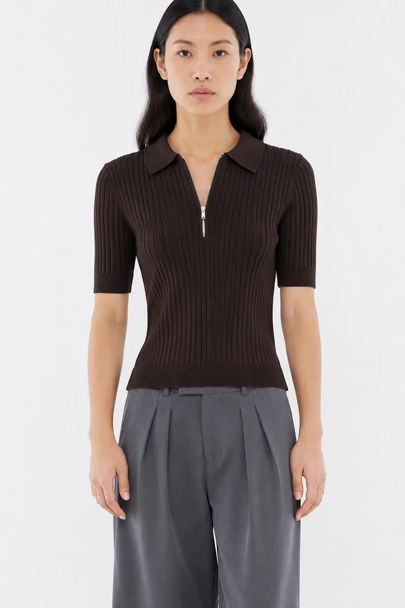 ذا اديتورز ماركت Nodelyn Polo Knit Top - Espresso