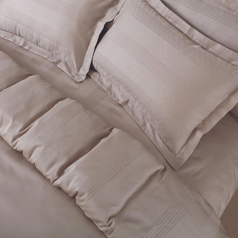 Malako Turin Jacquard Beige 100% Cotton King Size Bedsheet with 2 Pillow Covers - Image 1