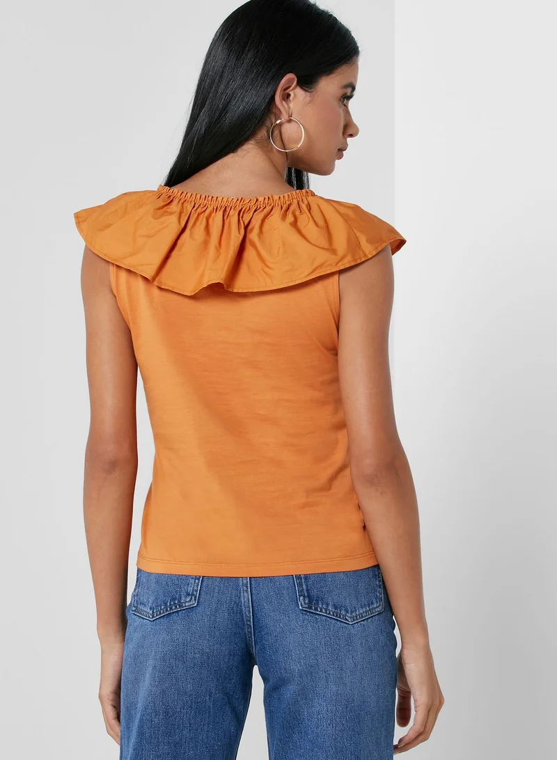 MANGO Frill Detail Crop Top