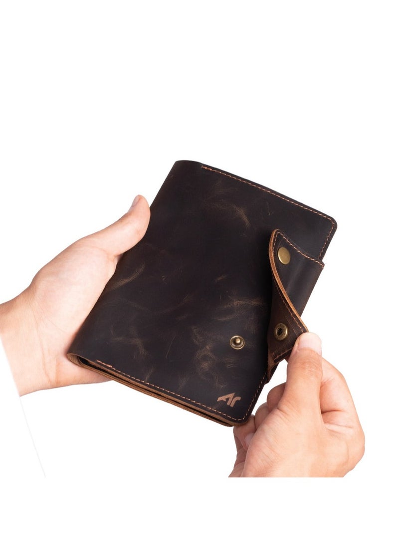 ايه ار سابلاي Ar Passport Wallet من Arij Bags | محفظة سفر جلد طبيعي، جيب باسبور، أماكن للكروت والتذاكر (بني) - Image 3
