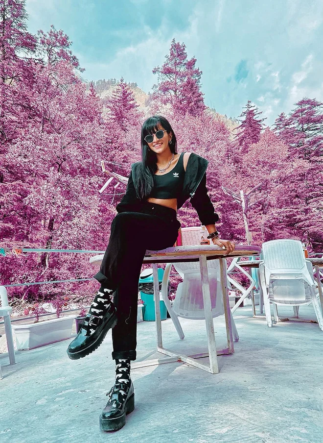 SASSAFRAS  Cropped Black Bomber Jacket for Women  | Best Price UAE