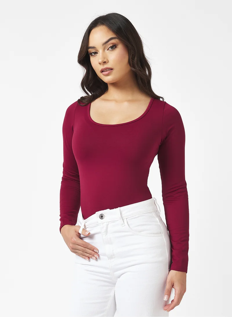 جينجر بيسيكس Long Sleeves Scoop Neck Fitted Bodysuit