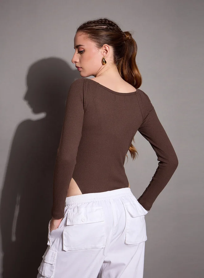SASSAFRAS Ribbed Sweetheart Neck Bodysuit