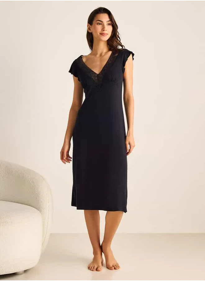 فاف Lace Detail Night Dress with V-neck and Short Sleeves