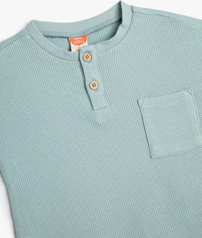 KOTON T-Shirt with Pockets Short Sleeve Crew Neck Corded Cotton