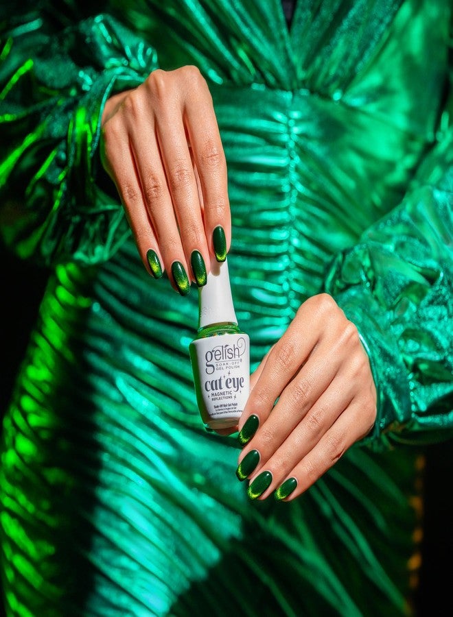 Gelish Cat Eye Magnetic Reflections Magnet Gel - Stunning Cat Eye Nail Art Designs, Easy-to-Use Magnetic Gel Polish, Mesmerizing 3D Effect (Green Lights Only, 15mL) - Image 3