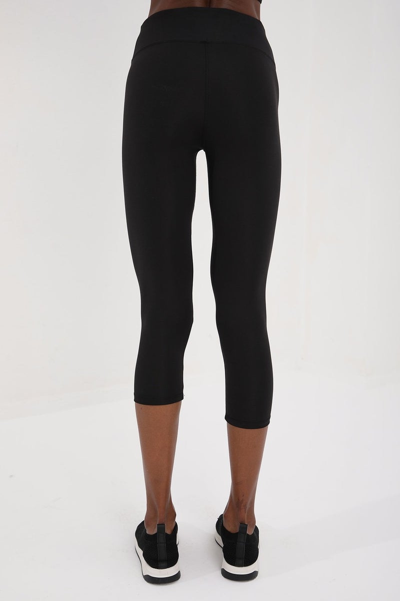 Tommy Life Black Women's High Waist Slimming Cross Back Detailed Sports Bustier-Capri Leggings Set - 95283  - Image 4
