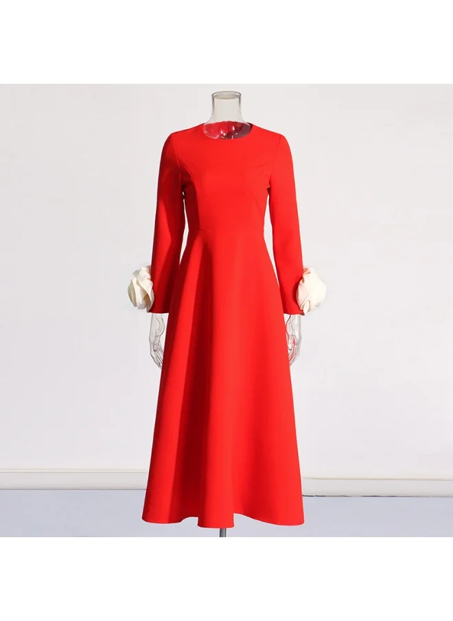Madam Uniq Elegant Lady Style Simple and Atmospheric Round Neck Long Dress with 3D Floral Patchwork for Women