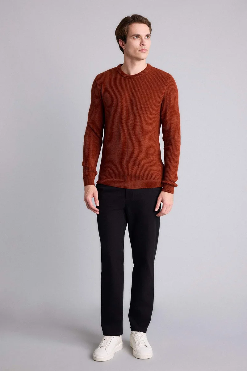 ديفاكتو Standard Fit Crew Neck Knitwear Pullover