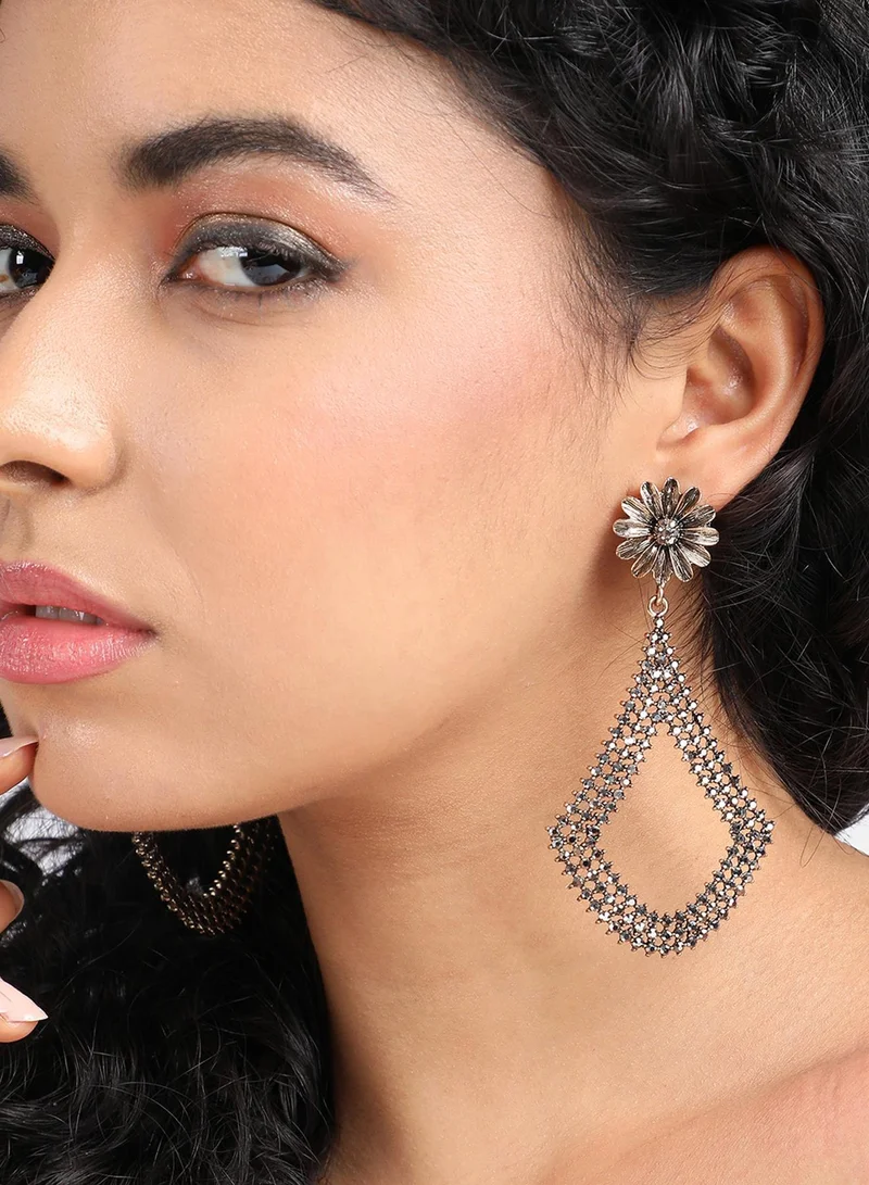 SOHI Daisy Intricate Anchor Artificial Drop Earring Jewellery