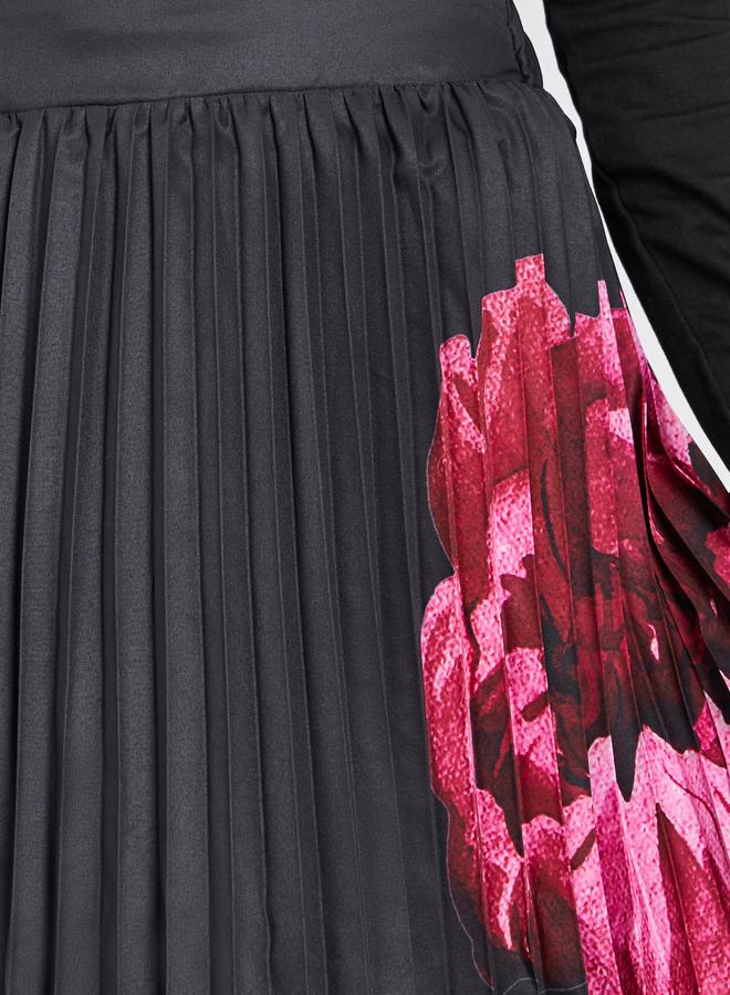 ستايلي تنورة ميدي بطبعة زهور وكسرات - Image 3