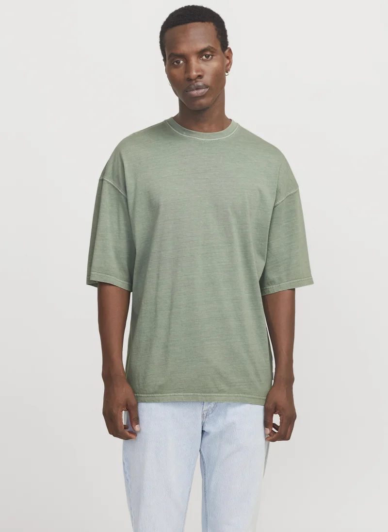 Essential Crew Neck T-Shirt