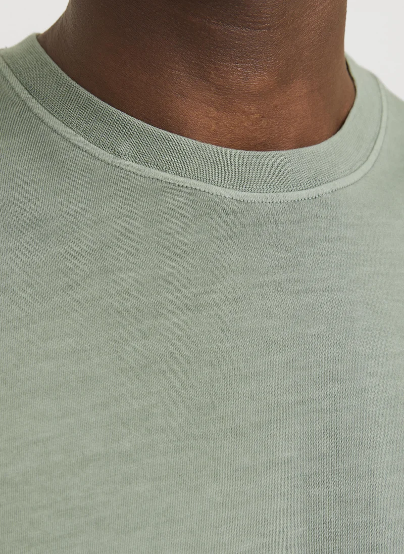JACK & JONES  Essential Crew Neck T-Shirt for Men | Best Price UAE