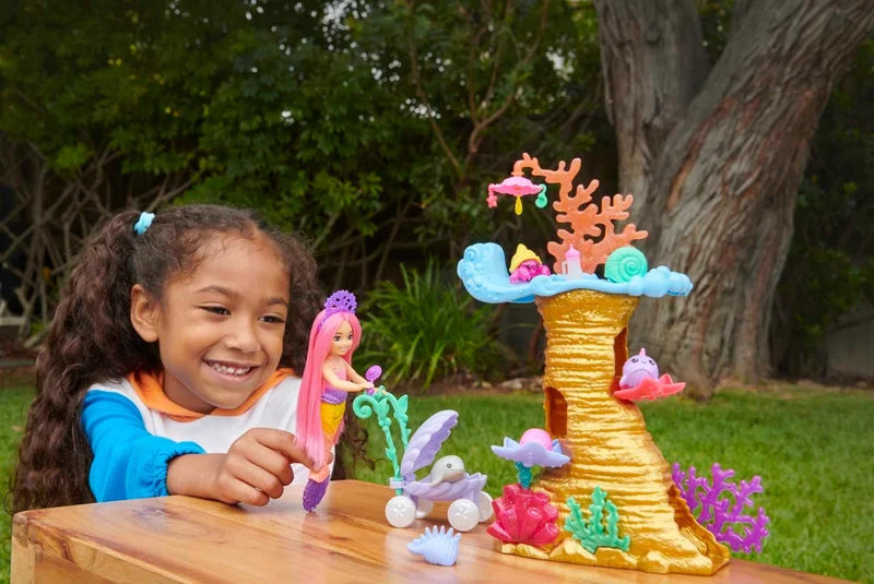 Barbie Chelsea Mermaid Doll with 4 Animal Figures, Coral Reef Playground, Sea Animal Playset with Stroller and Accessories, Ages 3 and Up Hhg58