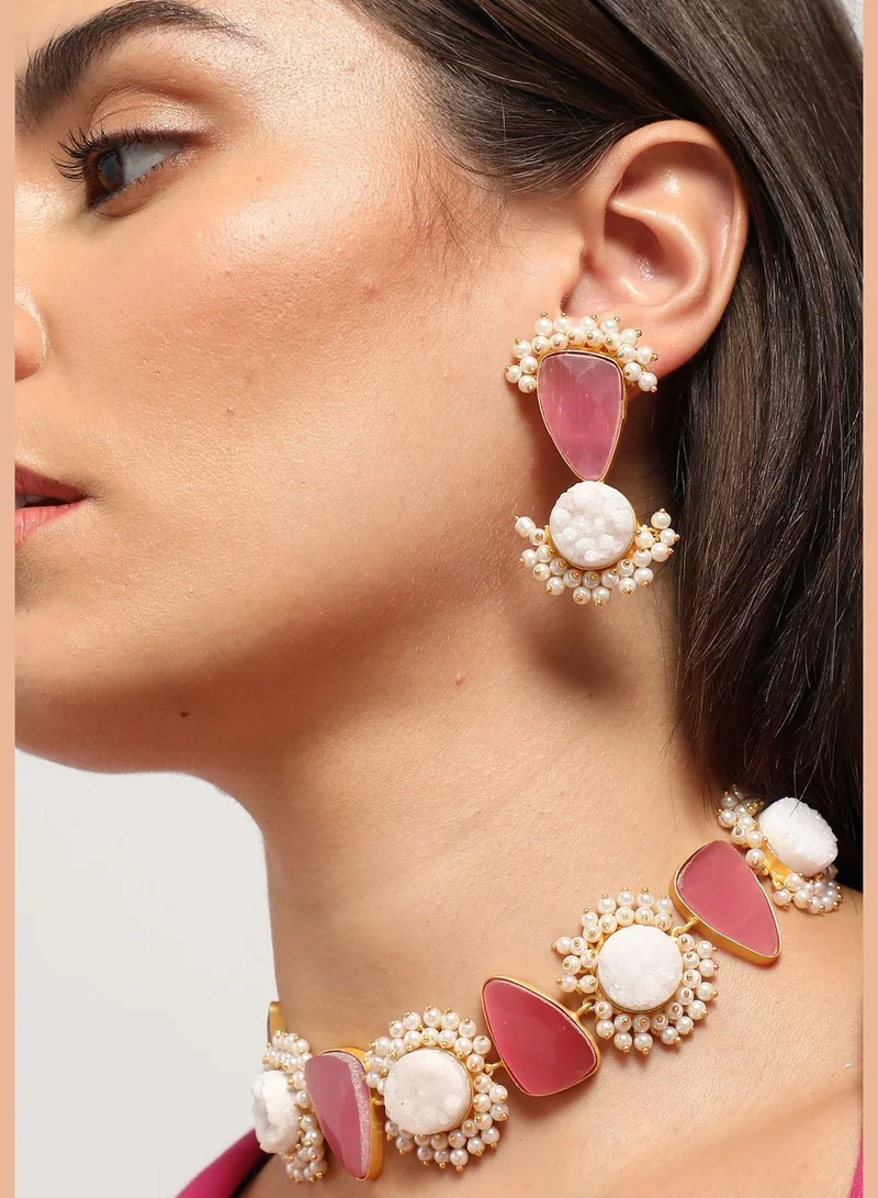 SOHI Gold Plated Designer Stone Necklace and Earring Set