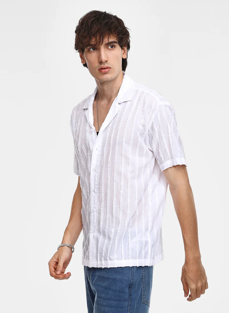 Campus Sutra Men's Chalk White Texture-Lined Shirt