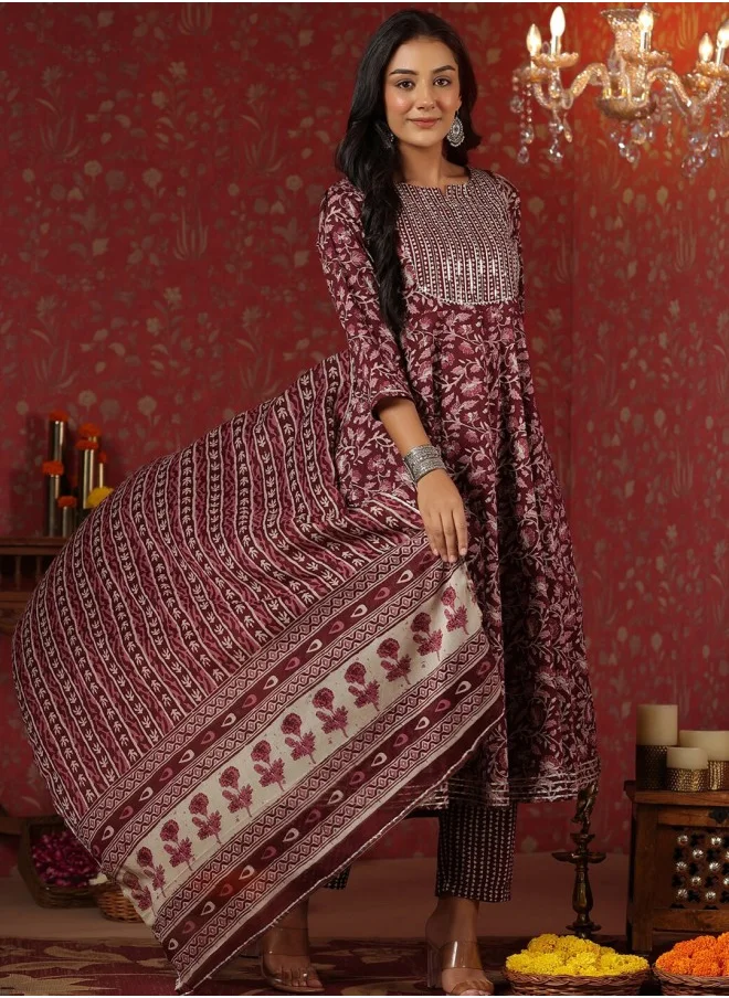 آي شين Anarkali Fit Printed Pattern Round Neck Three-Quarter Sleeves MAROON Colour Woven Cotton Kurta Set for Women with Semi Elastic Closure - A Must-Have for Every Wardrobe