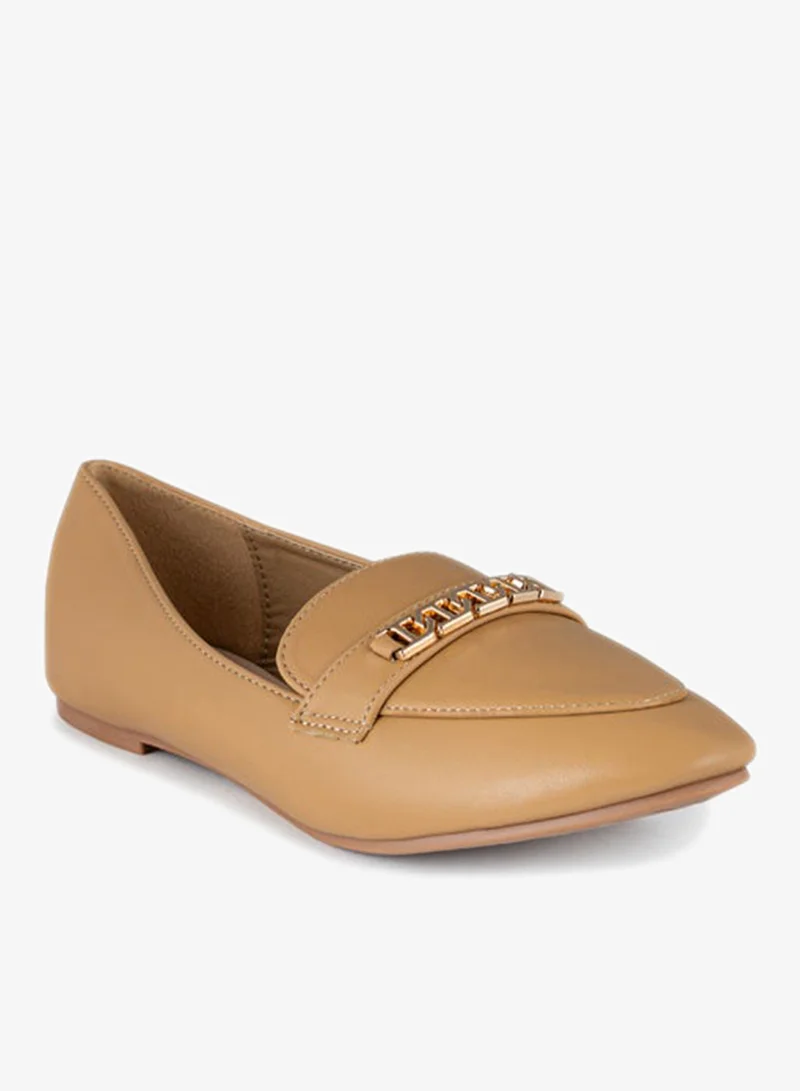 فينتشي مضخات مسطحة بأصابع القدم المدببة للنساء