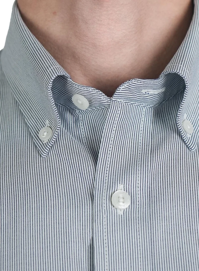 GIORDANO  Men's Wrinkle-Free Long Sleeve Cotton Oxford Shirt for Men | Best Price UAE