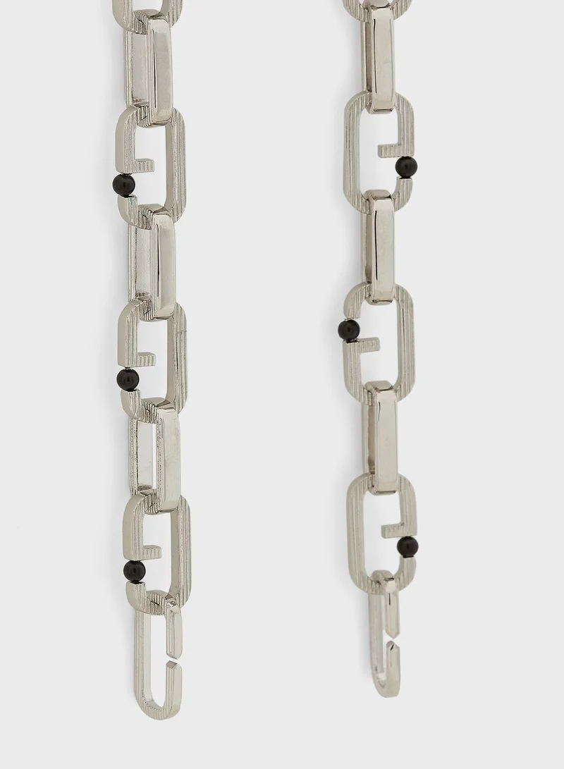 GUESS Casual Long Necklace