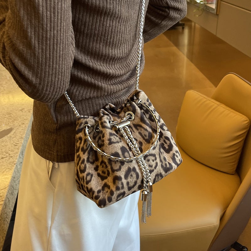 Vintage Niche Leopard Print Bag Women'S Style Popular All-Match Chain Crossbody Bag Small Super Pleated Bucket Bag - Image 2