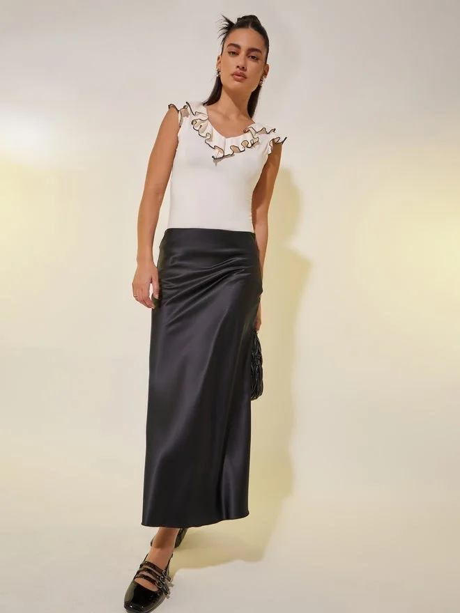 Take Two Solid V-Neck with Contrast Ruffles Knit Top