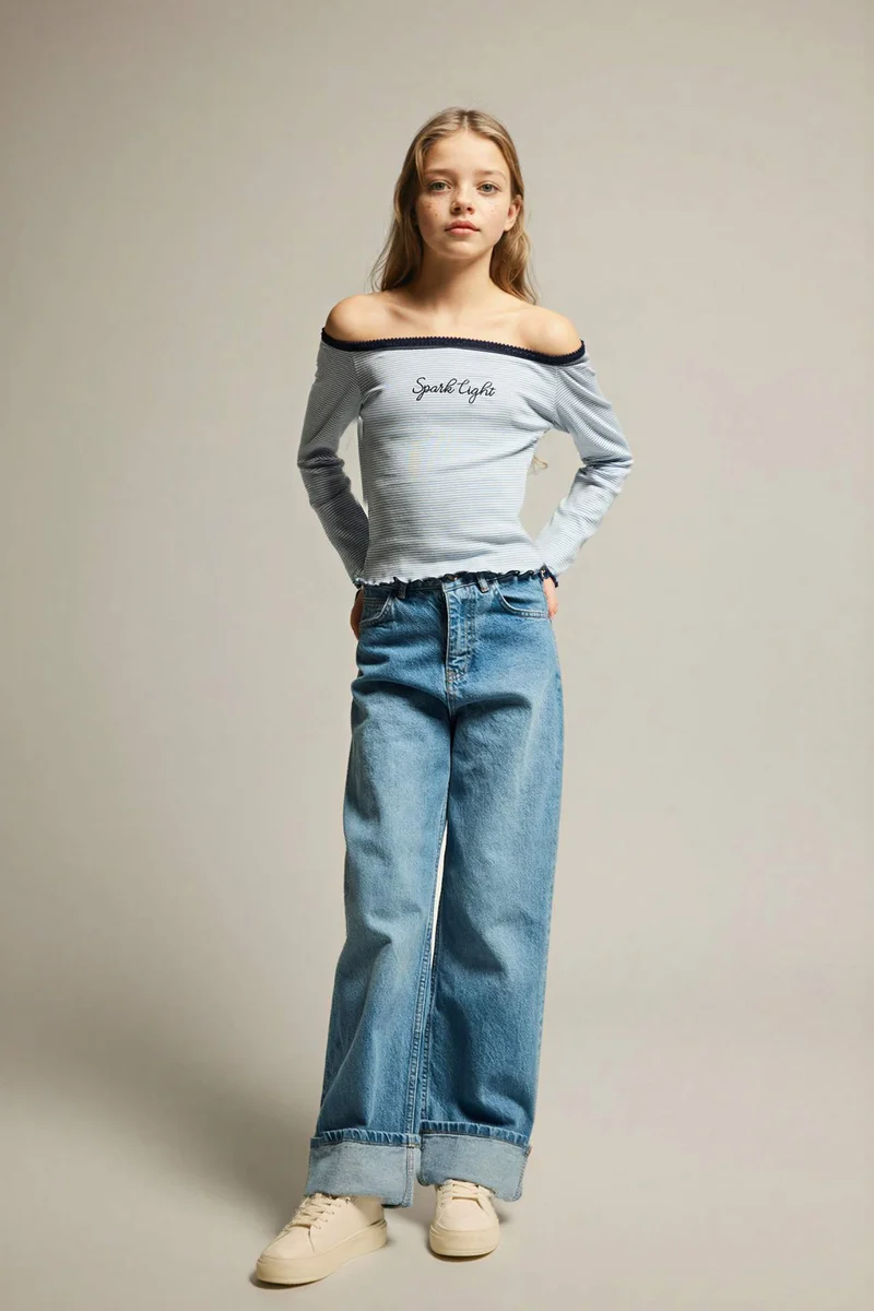 ديفاكتو Girl Carmen Collar Slogan Print Long Sleeve T-Shirt