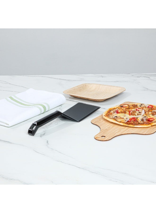Restaurantware Cater Tek 10 Inch Serving Spatulas, 100 Disposable Serving Utensils - Heavy-Duty, Wide Edge, Black Plastic Lasagna Spatulas, With Handle, For Brownies, Cakes, And Eggs  - Image 4