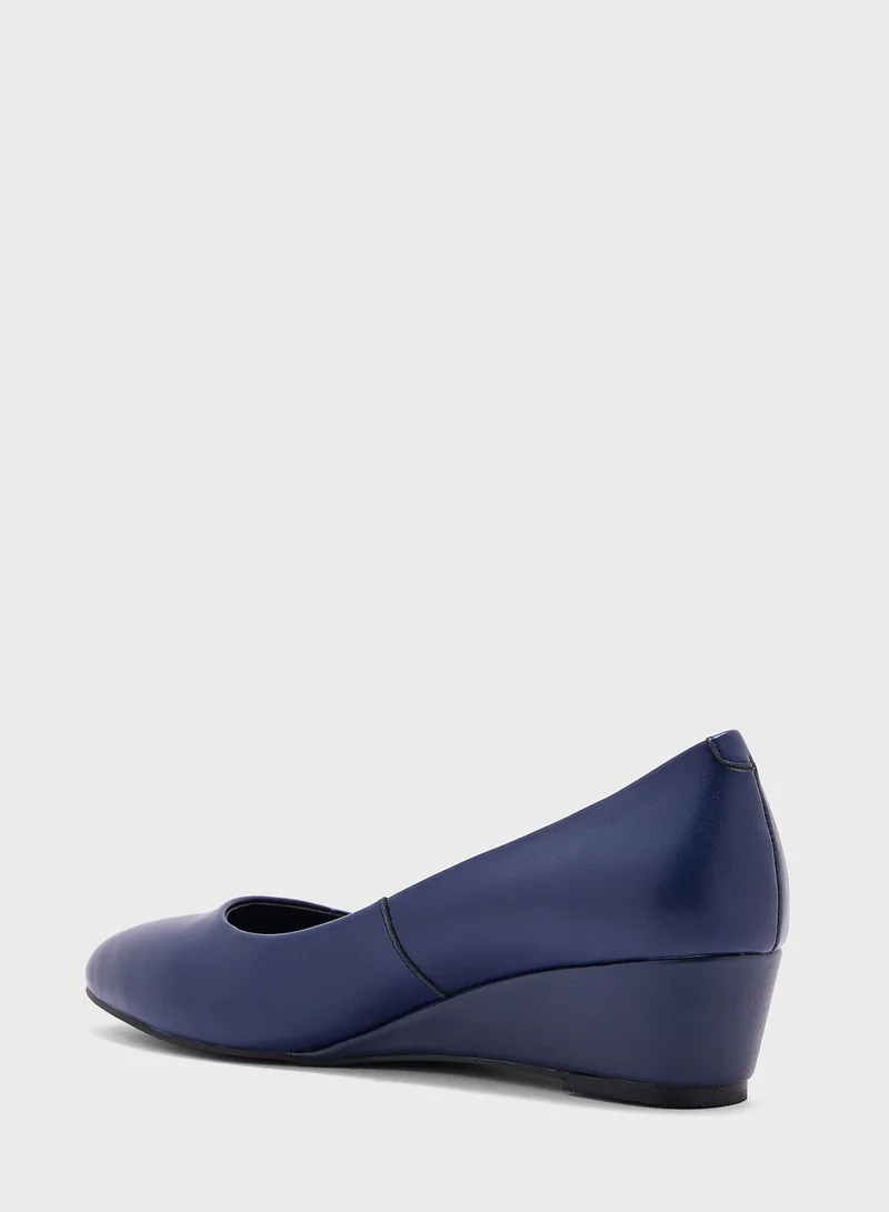 هاش بابيز Pointed Toe Pumps