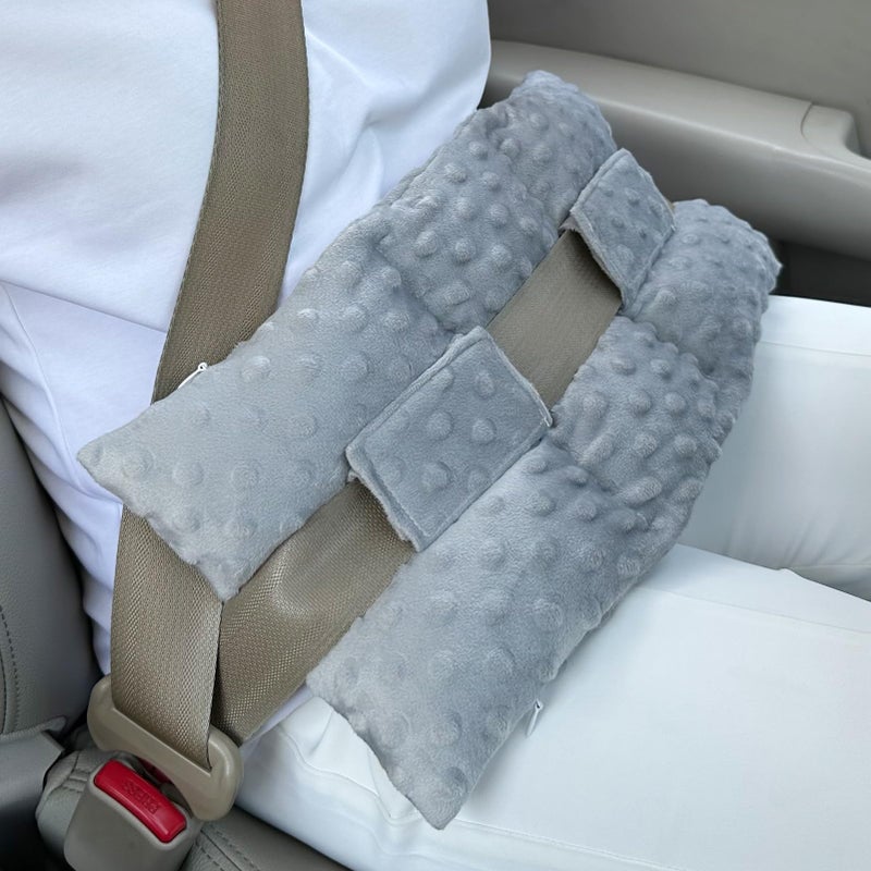 D. Cozy Ostomy Seat Belt Pillow Stoma Seatbelt Protector Ostomy Bag Cover Pillow for Driving Ileostomy Ostomy Support Pillow Urostomy Supplies Car Women Men Minky Dot Light Gray - Image 1