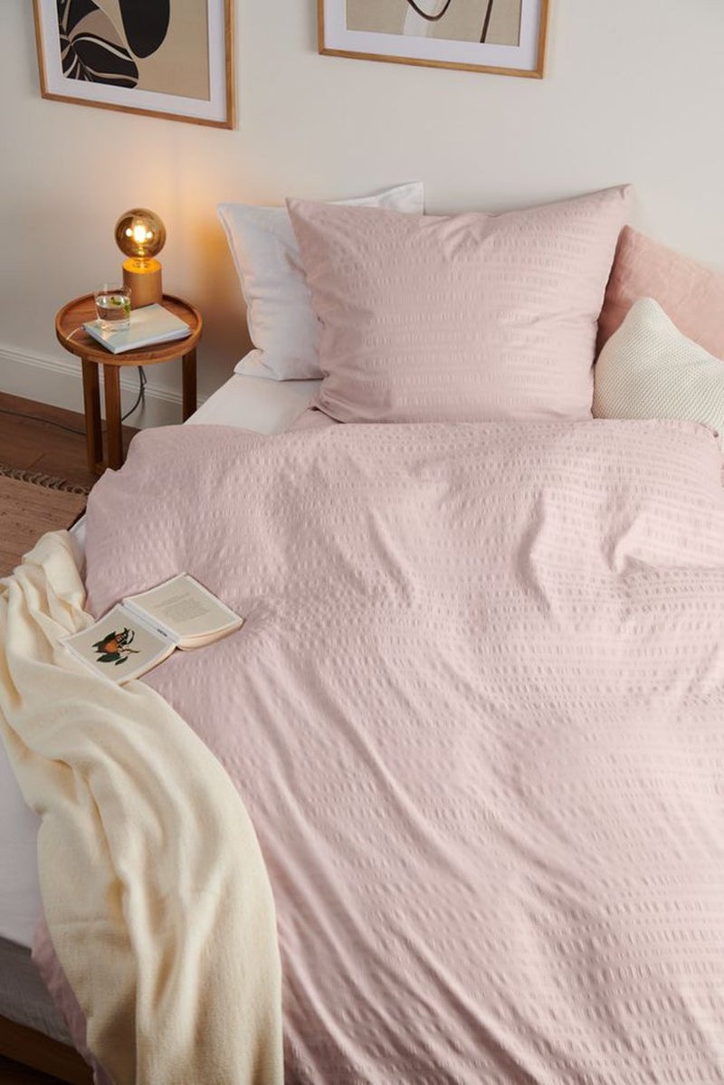 Tchibo Seersucker Duvet Set 80 x 80 and 155 x 220 cm, Pink  - Image 1