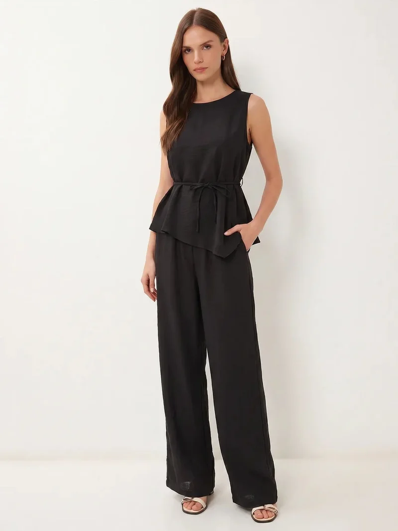 السعادة في إسطنبول ISTANBUL Sleeveless Blouse And Wide-leg Trouser Coord