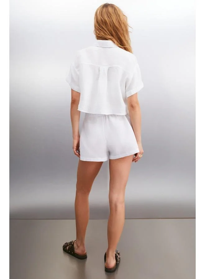GRIMELANGE Melthara Women's 100% Linen Regular White Shorts