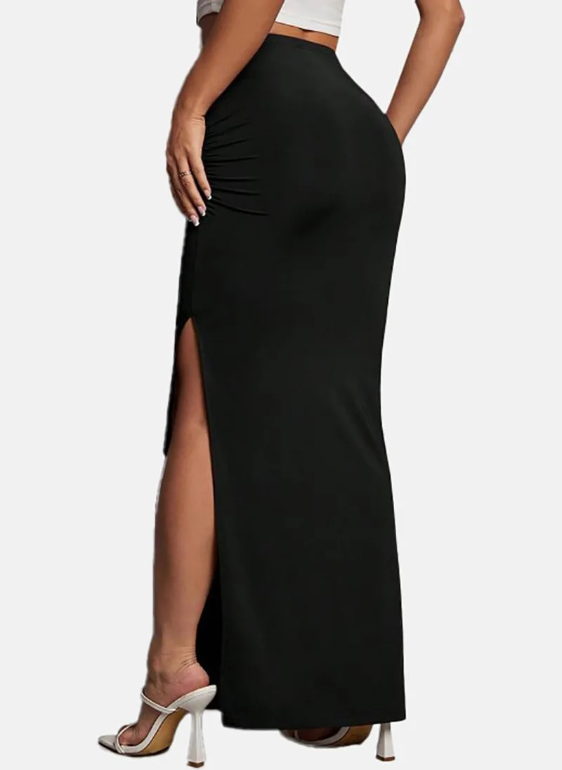 يونيكي Black Solid Slim Fit Maxi Skirt
