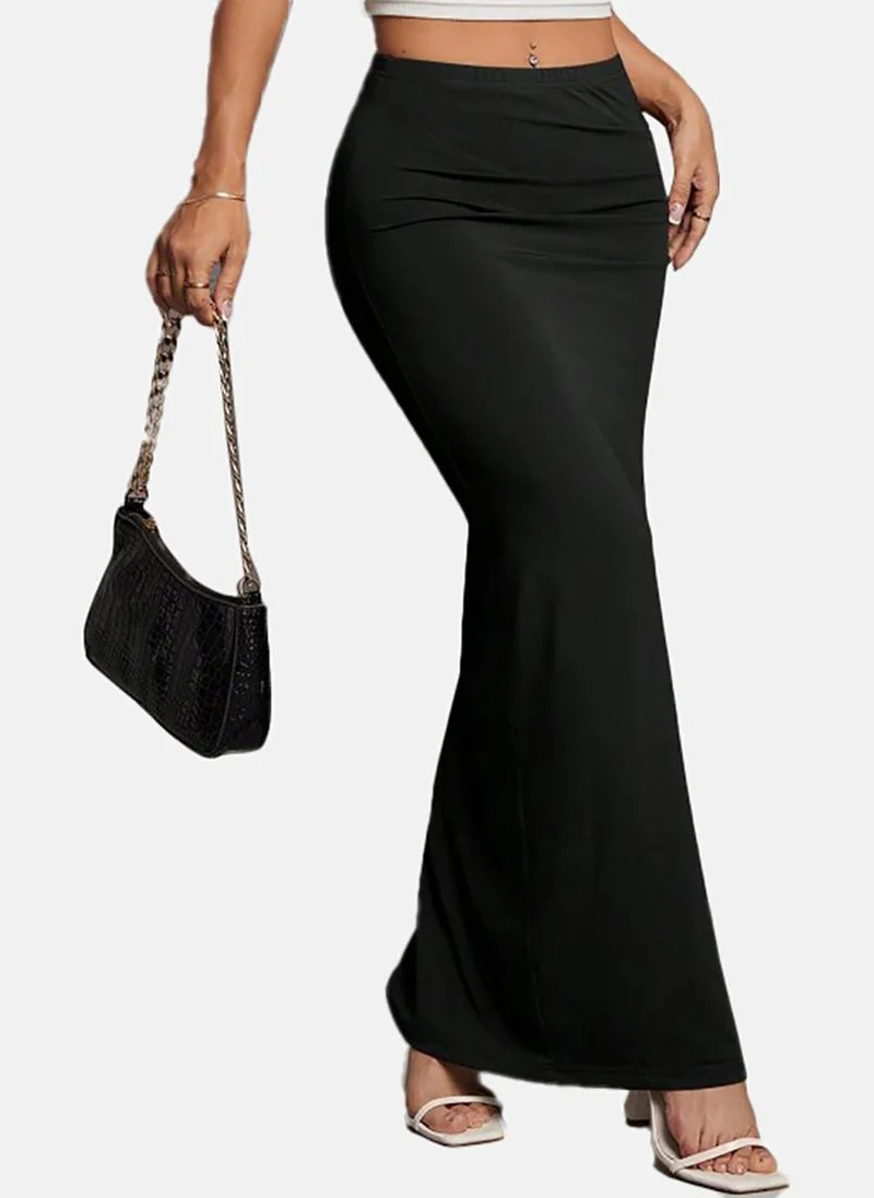 يونيكي Black Solid Slim Fit Maxi Skirt