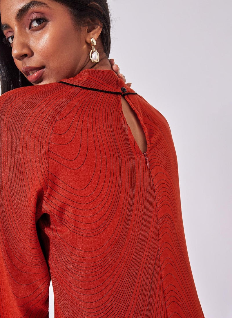 ذا ليبل لايف فستان سادة بأكمام طويلة وتفاصيل بيضاء - Image 4