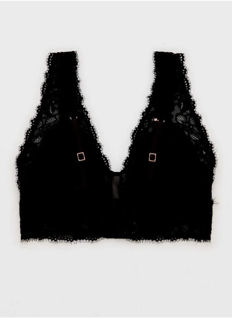 آري من امريكان ايجل Lace Detail Padded Plunge Bralette