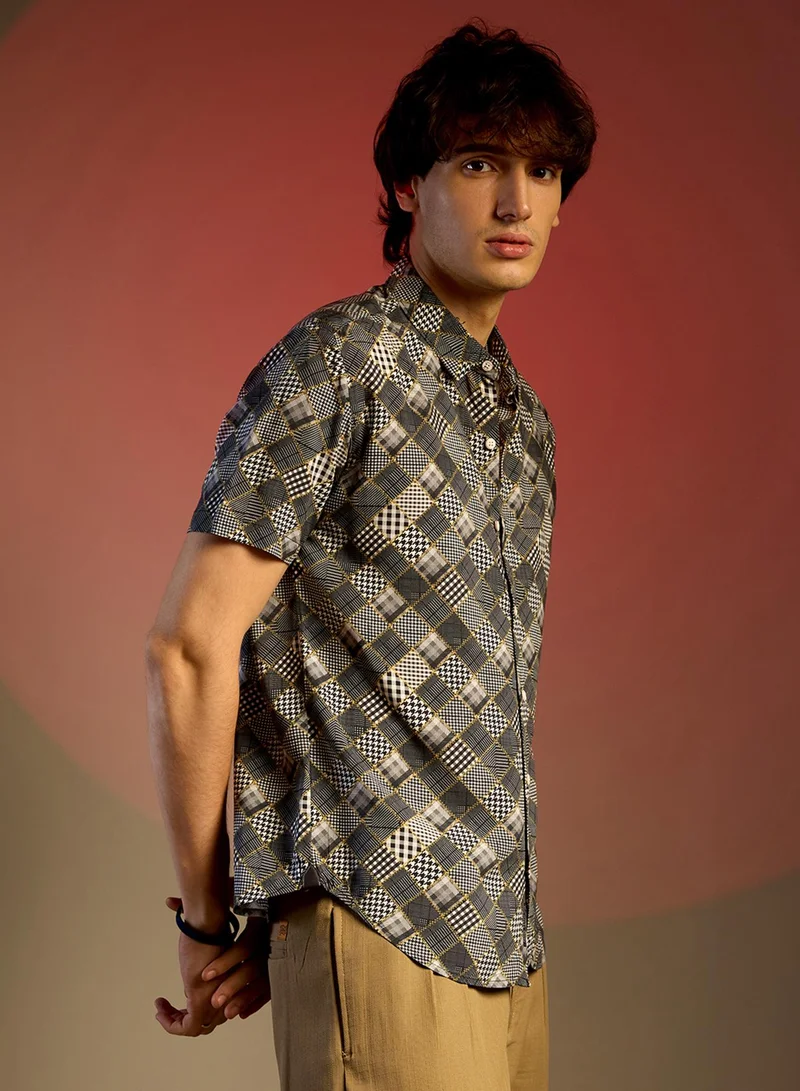 Campus Sutra Men's Black:White Herringbone Plaid Block Shirt