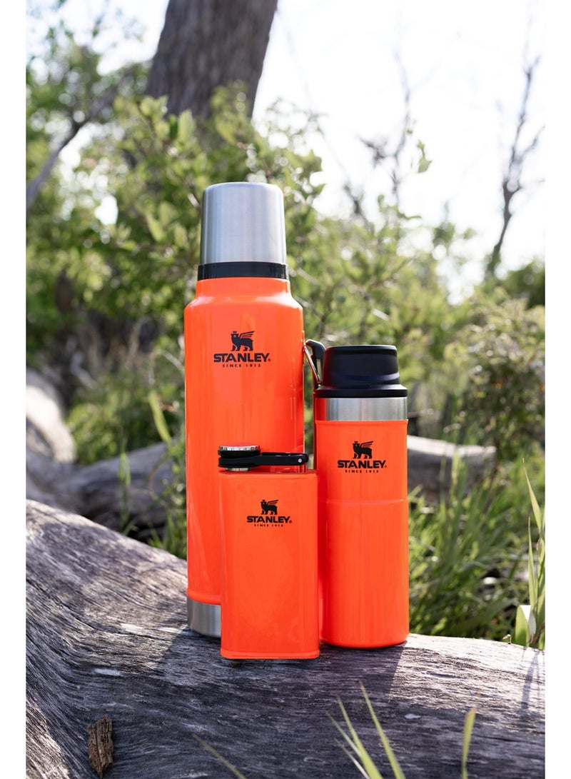 Stanley Stanley Classic Wide Mouth Flask 0.23L / 8OZ Blaze Orange  - Image 1