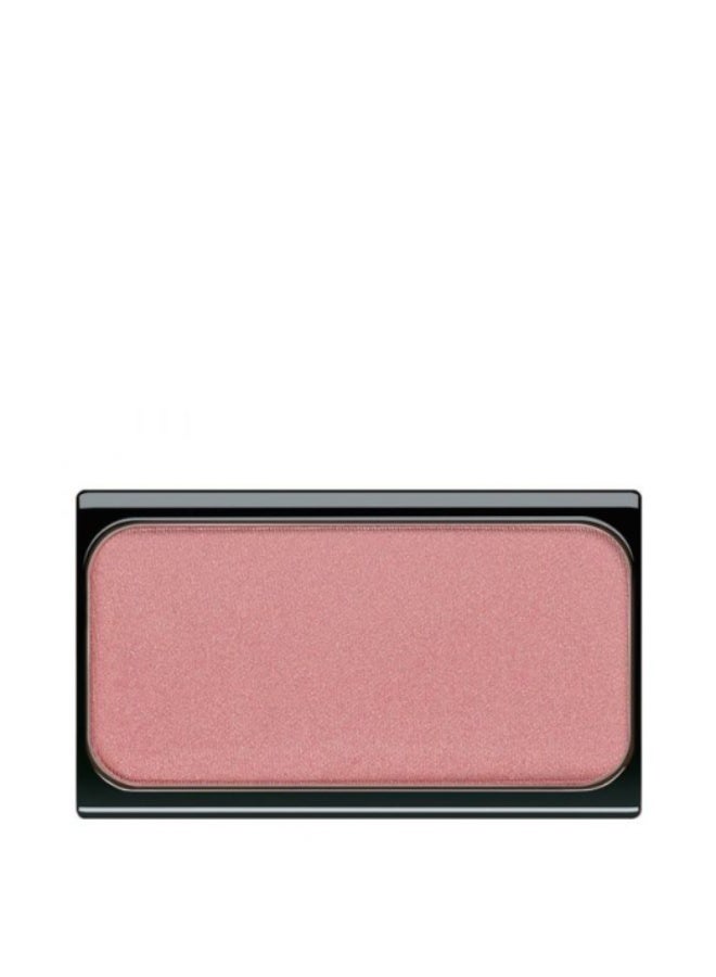 ArtDeco Blusher Refill 30 Bright Fuschia Blush 5gr - Image 1