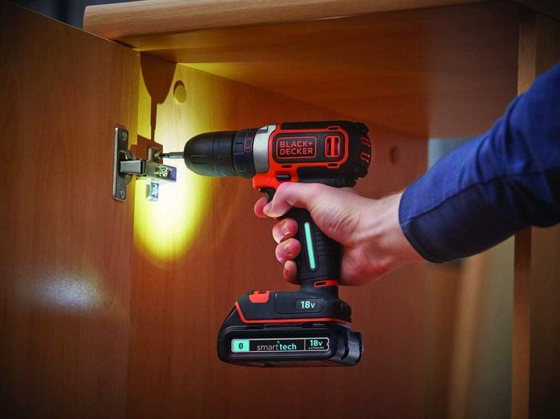 بلاك اند ديكر مثقاب كهربائي 18 فولت ليثيوم أيون بتقنية ذكية، مع شاحن 400 مللي أمبير وصندوق أدوات، Bdcdc18Kst-Gb - متعدد الألوان - Image 5