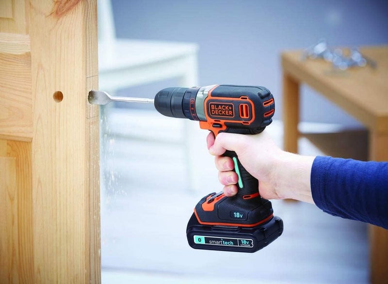 بلاك اند ديكر مثقاب كهربائي 18 فولت ليثيوم أيون بتقنية ذكية، مع شاحن 400 مللي أمبير وصندوق أدوات، Bdcdc18Kst-Gb - متعدد الألوان - Image 3